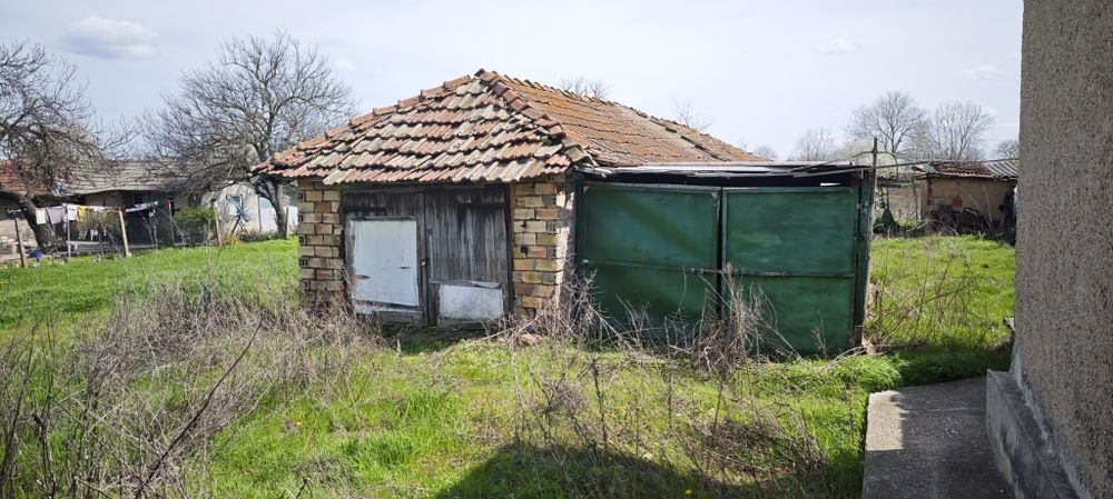 Продава се Къща в с. Окорш, Област Силистра - 100 кв.м за 255 €/кв.м - Снимка #3