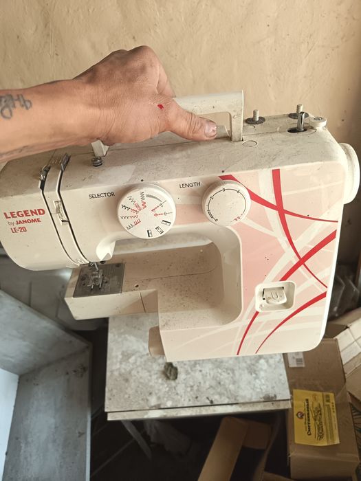 Швейная машинка 25000