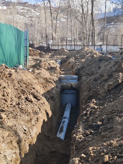 -  Монтаж магистралная канализация и водопровод.
-  дачный септик, лив