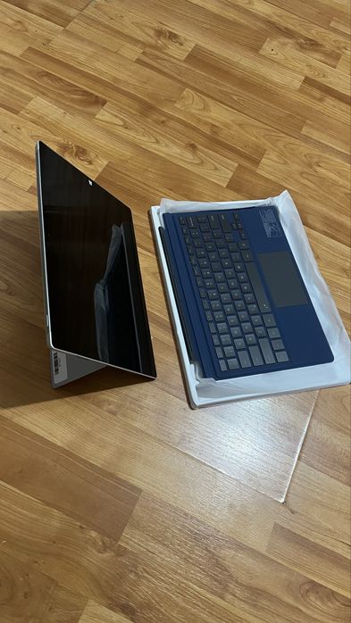 Tableta laptop microsoft surface