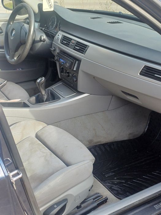 BMW 318i без газ