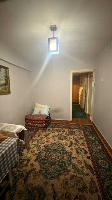 3 xonali kvartira sotiladi