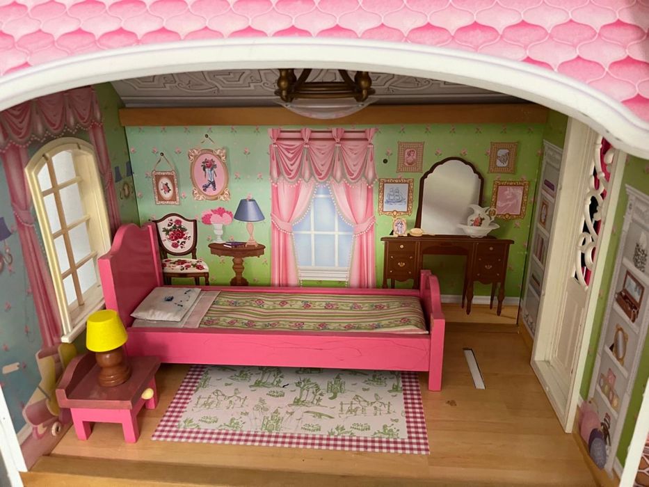 Куколный домик б/у