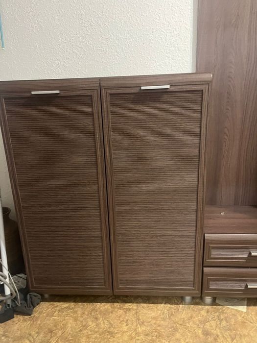 Продам мебель для прихожей комнаты