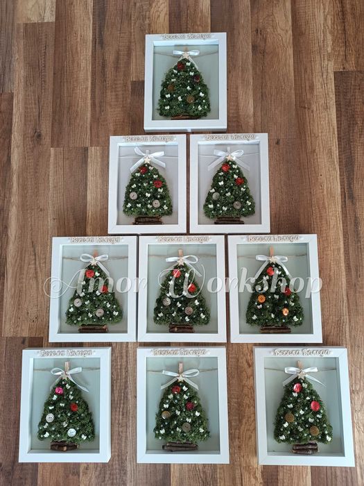 Коледна магия в рамка от скандинавски мъх