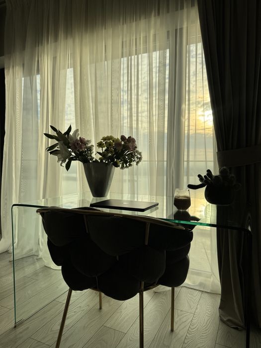 Inchiriez Apartament 2 Camere cu Vedere Frontala la Dunare in bloc Riviera