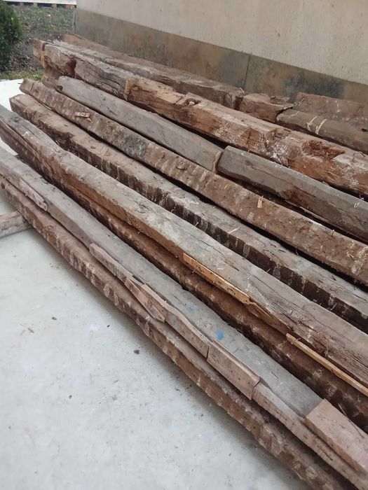 Продавам стари дъбови греди