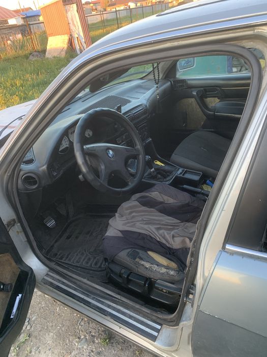 Продам bmw 520i