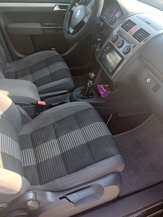 VAND  TOURAN   (1,9  TDI  -2008)