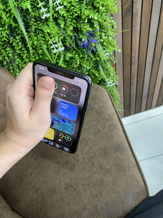 Iphone 11 pro max 71%