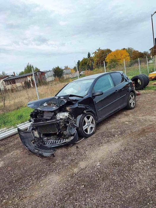 Голф 5 1.6 ФСИ на части Golf 5 1.6 FSI