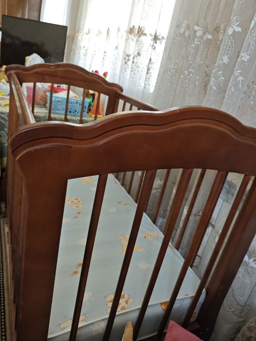 Манеж массив дерево с маятником