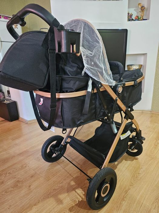 Всесезонная коляска 3 в 1