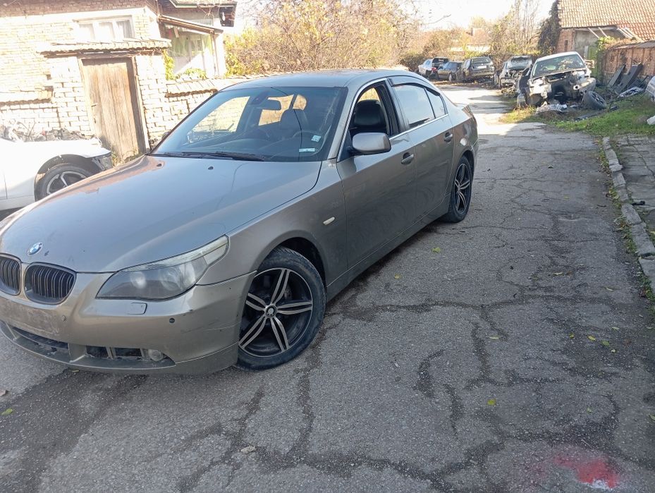 Продавам BMW E60 530D На Части