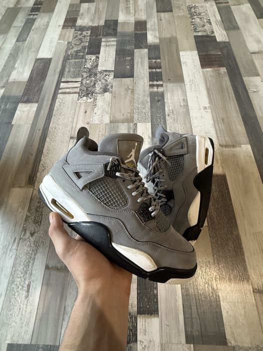 Jordan 4