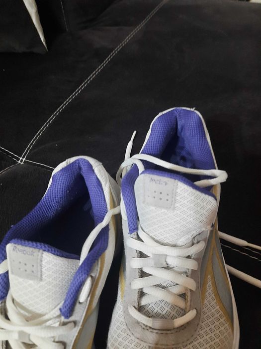 Продавам  маратонки Риибок-38 номер