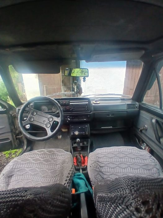 Продам машину Volkswagen Golf