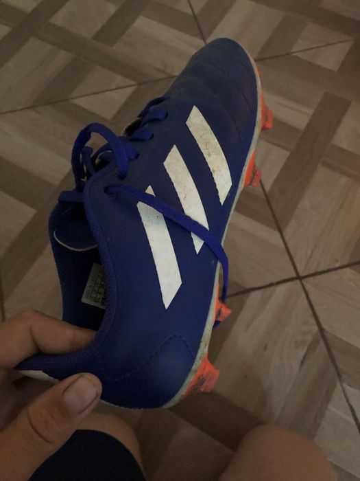 Vand ghete de fotbal adidas copa