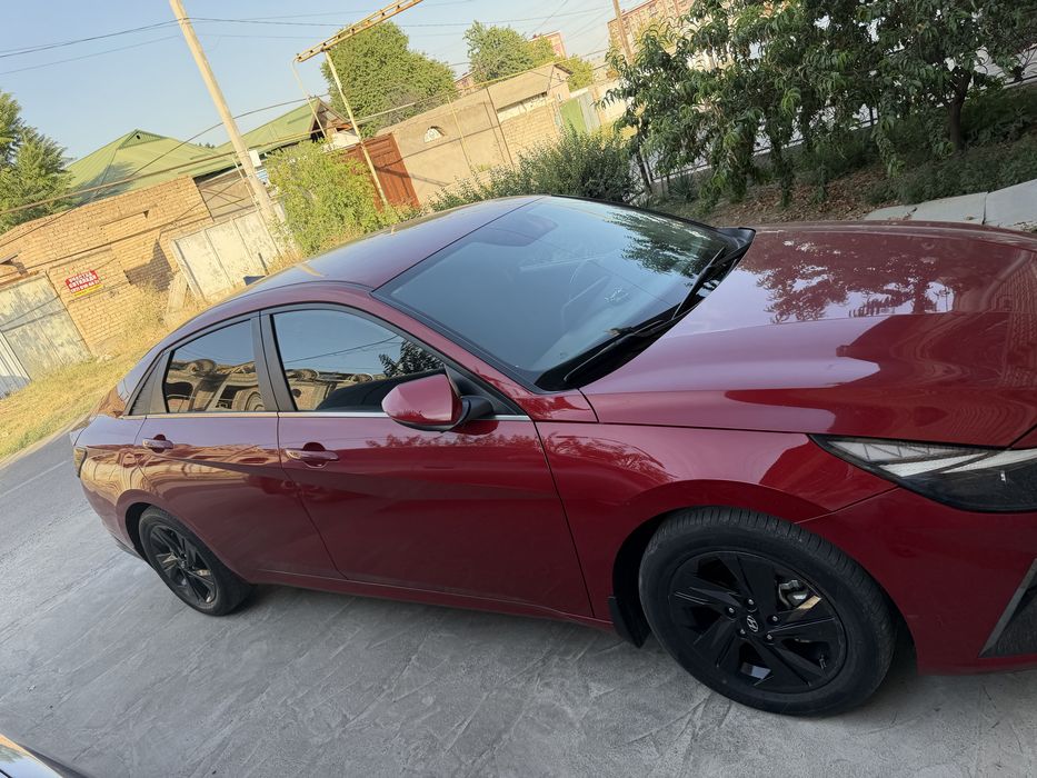 Hyundai Elantra 2021