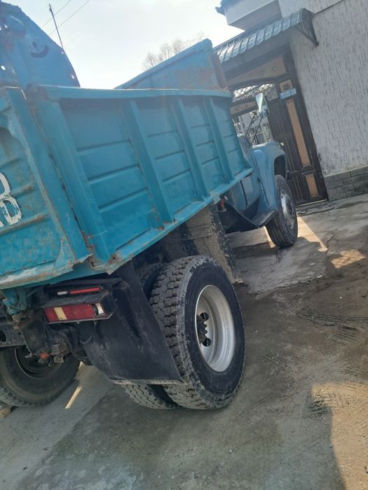 Zil sotlad 1991 yil xolat yaxshi ishlab yurgan moshina