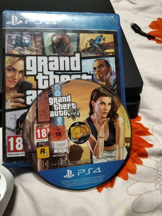 Vând PS4 slim cu 500gb