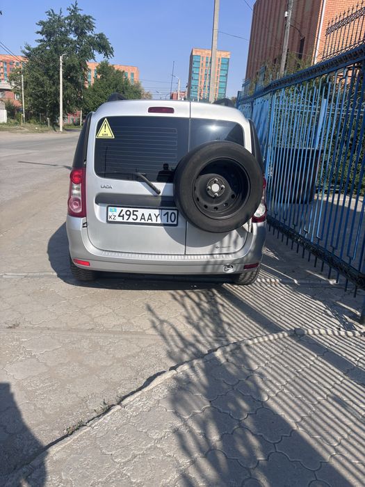 Продам ларгус 5 мест