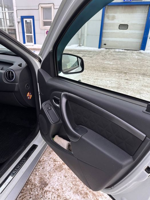 Рено Дастер 2015 год рестайлинг