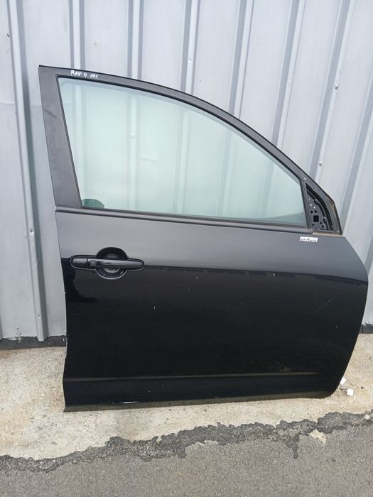 Предна дясна врата Toyota Rav4 2010