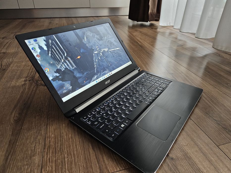 Laptop Acer Intel i5 gen 8, SSD256 GB Nvme, 8GB DDR4, taste iluminate