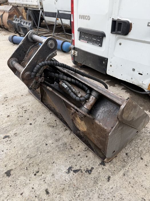 Cupa taluz inclinabila