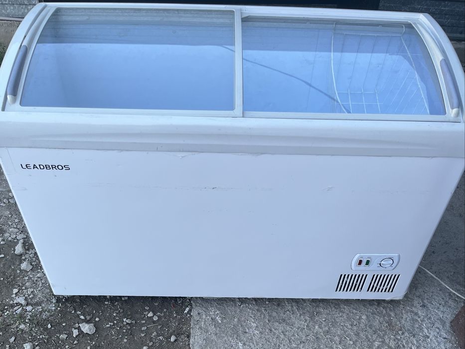 Продам морозильник