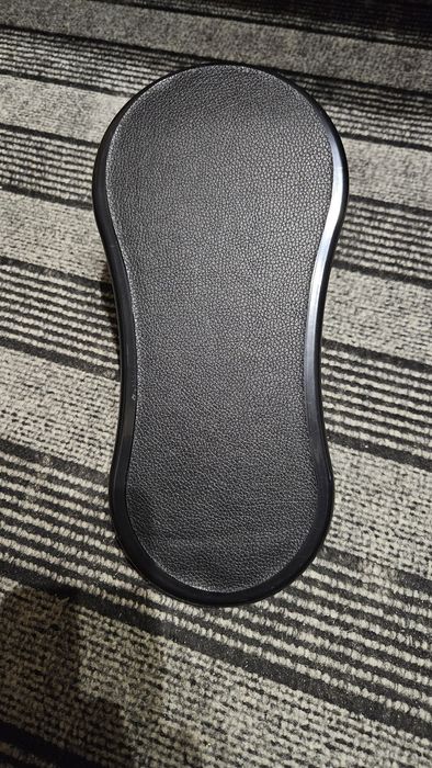 Подлокотник под руку