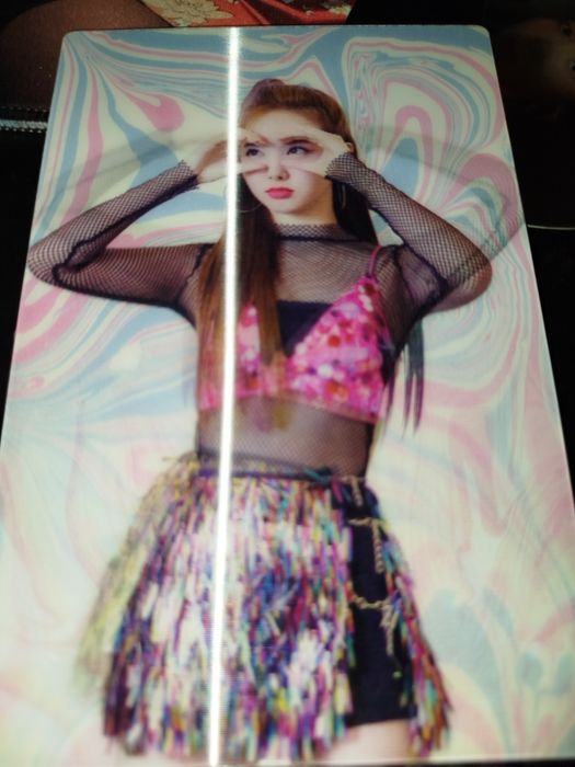 Kpop/кпоп албуми и картички!