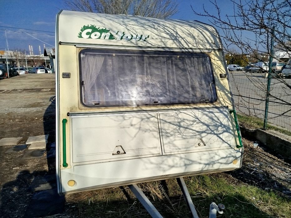 Продавам Каравана  Шато