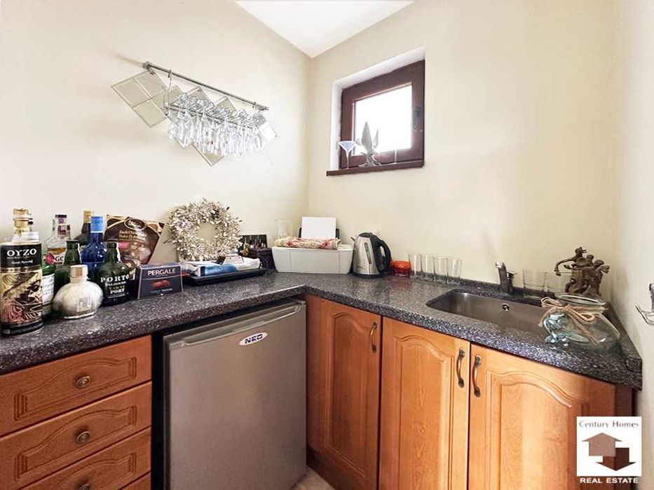 105592 ЕКСКЛУЗИВНО! Уникална четириетажна къща във Велико Търново