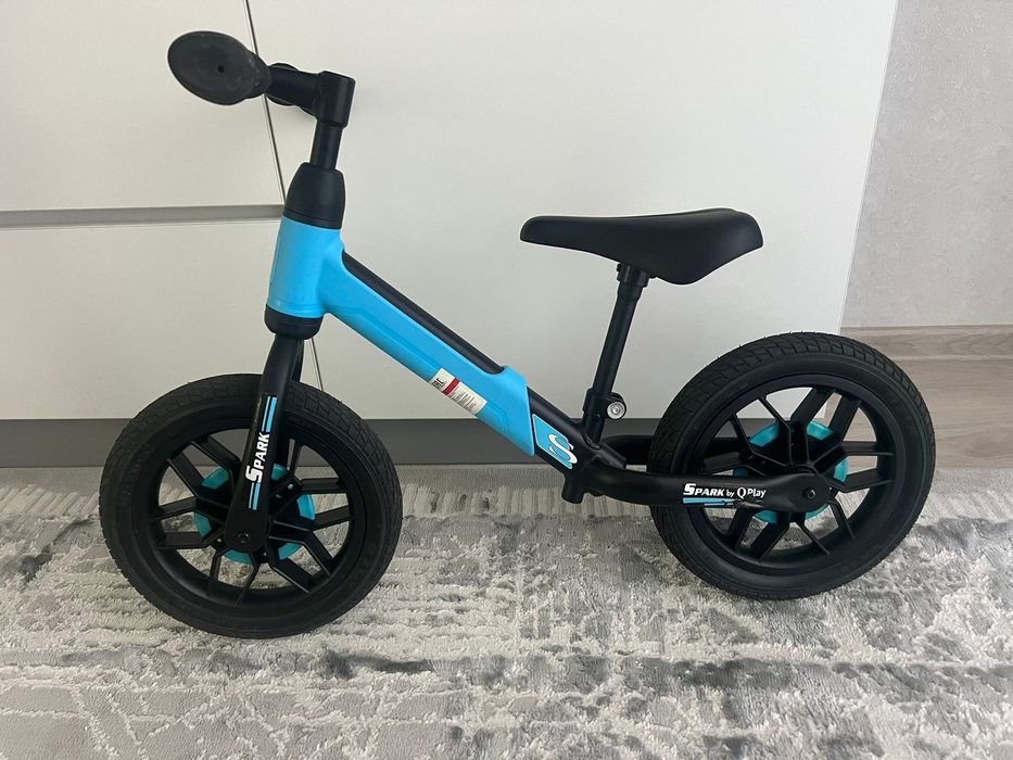 Продам беговел, состояние нового