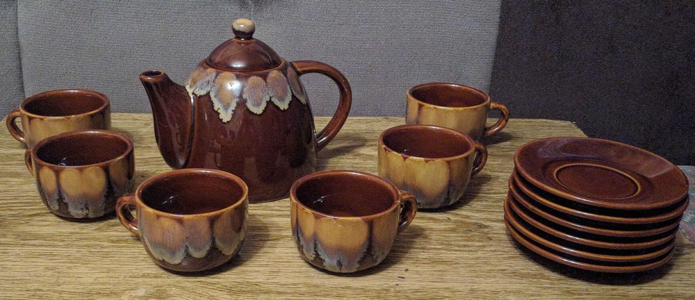 Элегантный керамический чайный сервиз с подставкой — 12 предметов