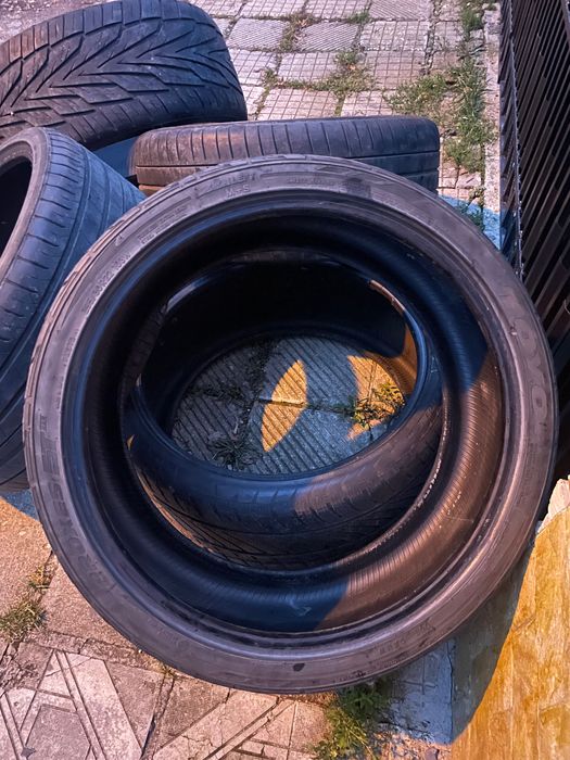 TOYO 295/30/22 летни гуми
