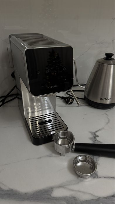 Кофемашина Xiaomi Semi-Automatic Espresso Machine серебристый