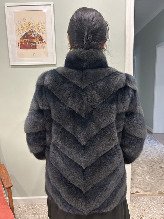 Продаю шубу норковую