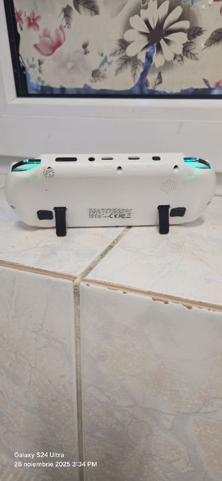 Mini consolă cu jocuri din copilărie