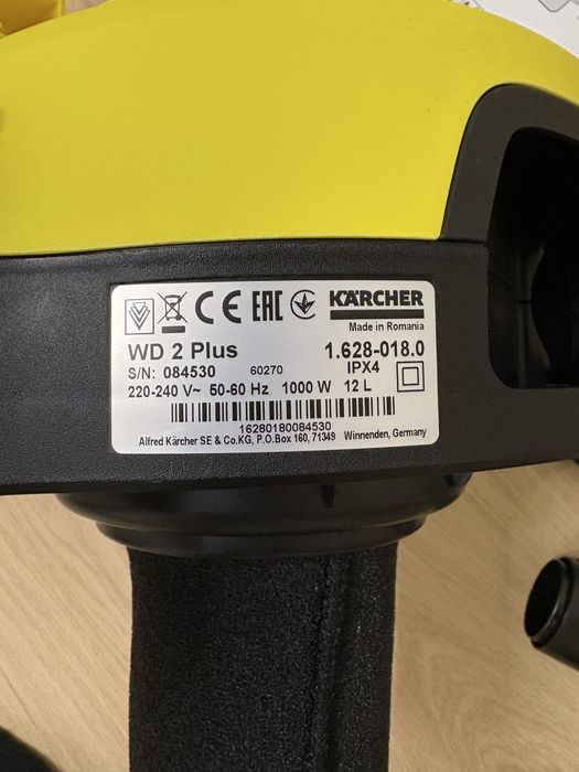 Пылесос Karcher WD 2 Plus