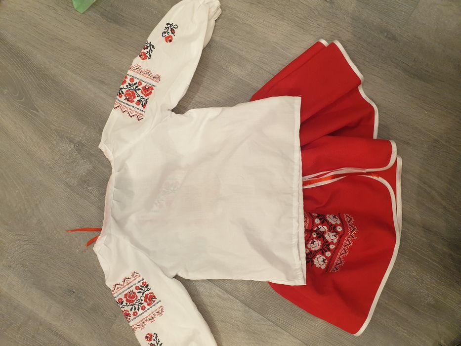 Costum popular fetițe