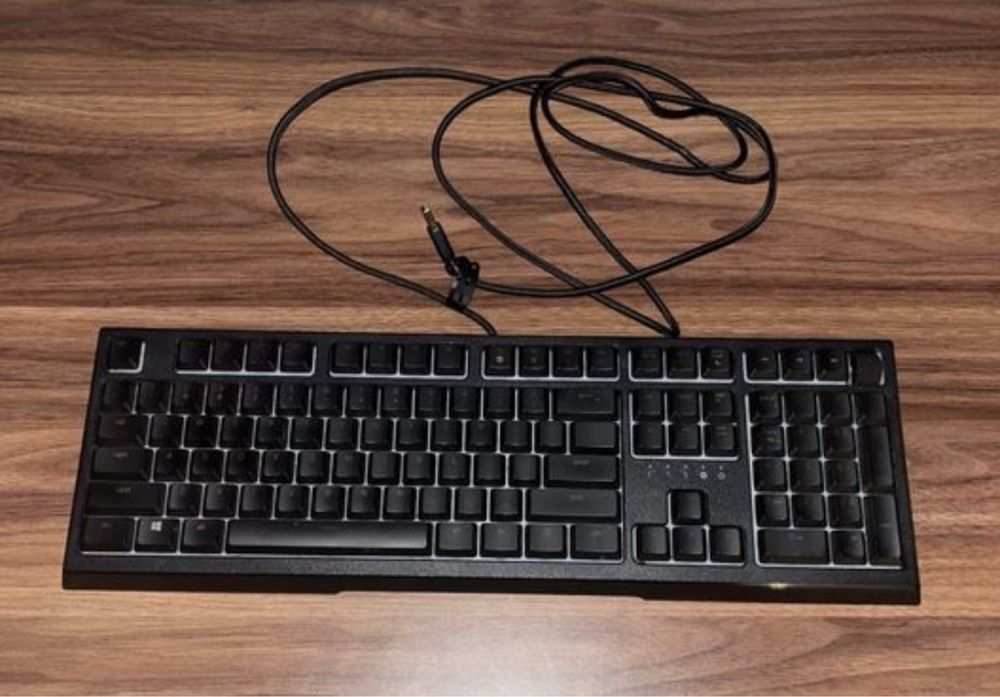 Tastatura Razer Ornata V2 RGB