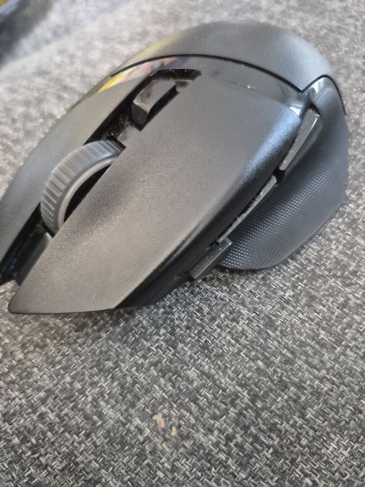 Vand mouse Razer Basilik v3