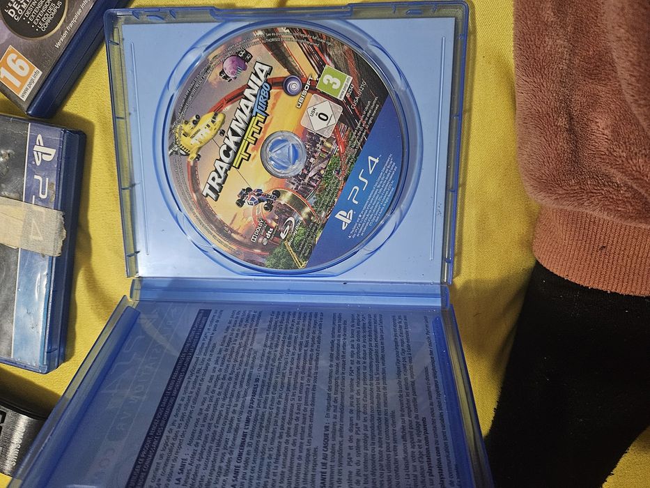 Jocuri PS4, Second hand