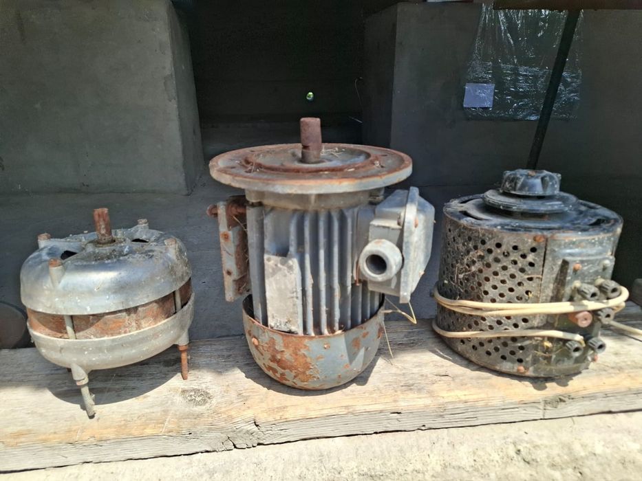 Продам электромоторы