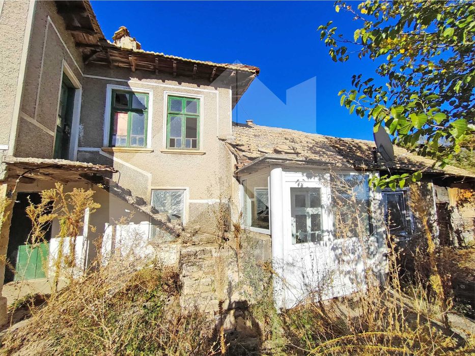 Продава се Къща в Нови пазар - 102 кв.м за 80 €/кв.м - Снимка #2