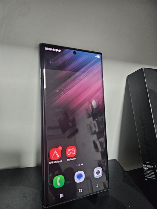 Magazin Samsung S22 ultra 128GB 8GB impecabil ca nou 6 luni garantie Cadou husa si folie