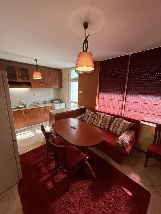 Дава се под наем Четиристаен апартамент в Пловдив, Мараша - 100 кв.м за 511 € - Снимка #2